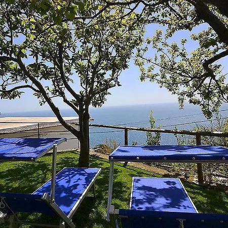 Sleeps 7 Pool Air Con Wifi Praiano
