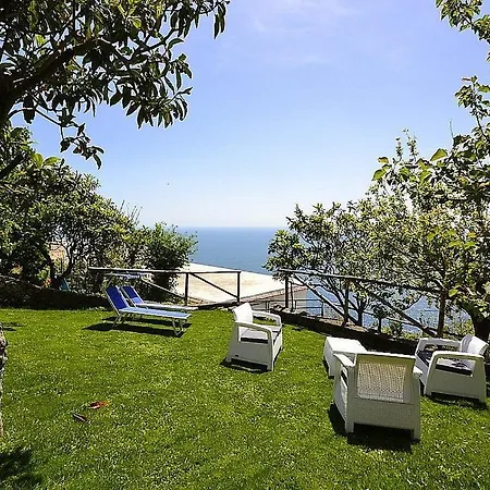 Sleeps 7 Pool Air Con Wifi