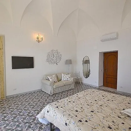 Sleeps 7 Pool Air Con Wifi Praiano
